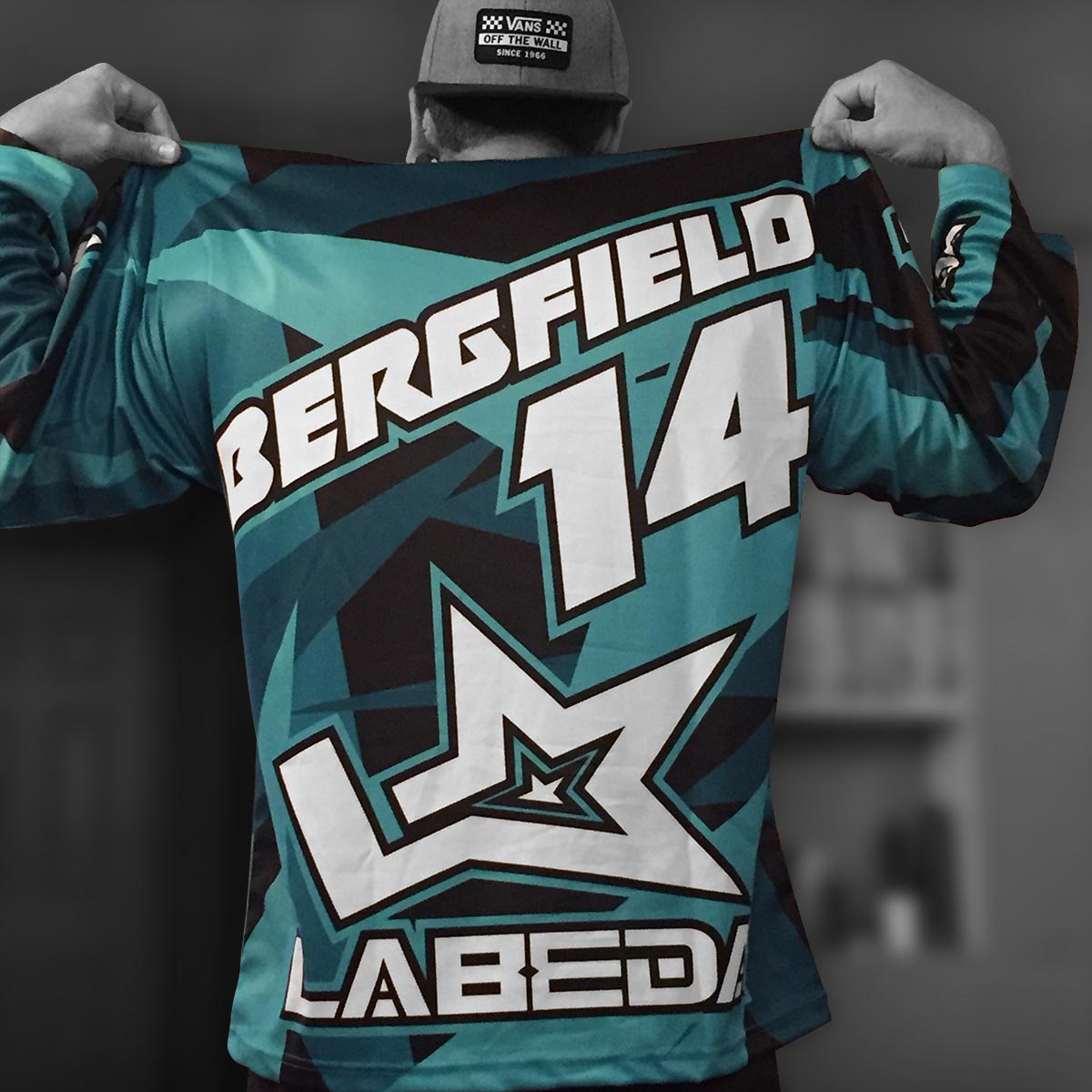 CUSTOM ROLLER HOCKEY JERSEYS